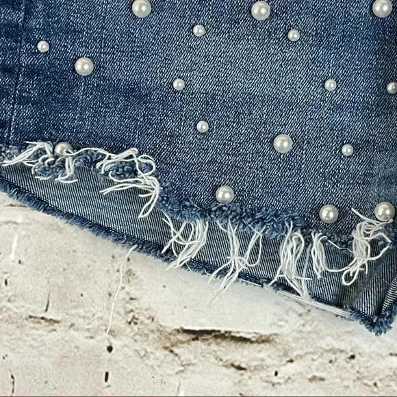 ZARA Basic Z1975 Women's DENIM Pearl Cut Off Jean Shorts Size 4 Mid Rise Frayed - Picture 6 of 10